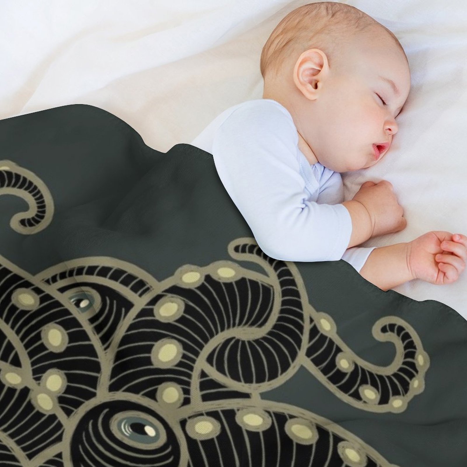 Couverture décorative Cthulhu  - Luxury Lifestyle Travel avis et prix